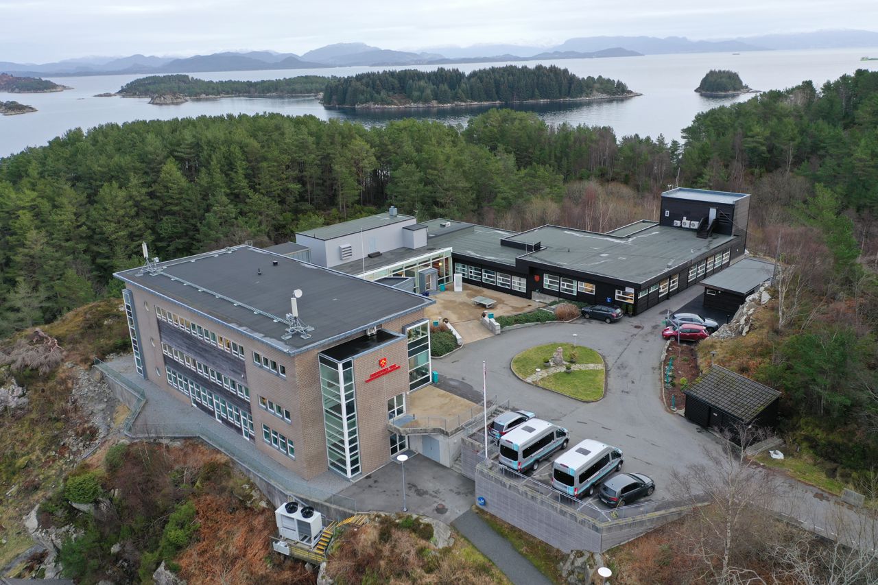 Bilde av skulen